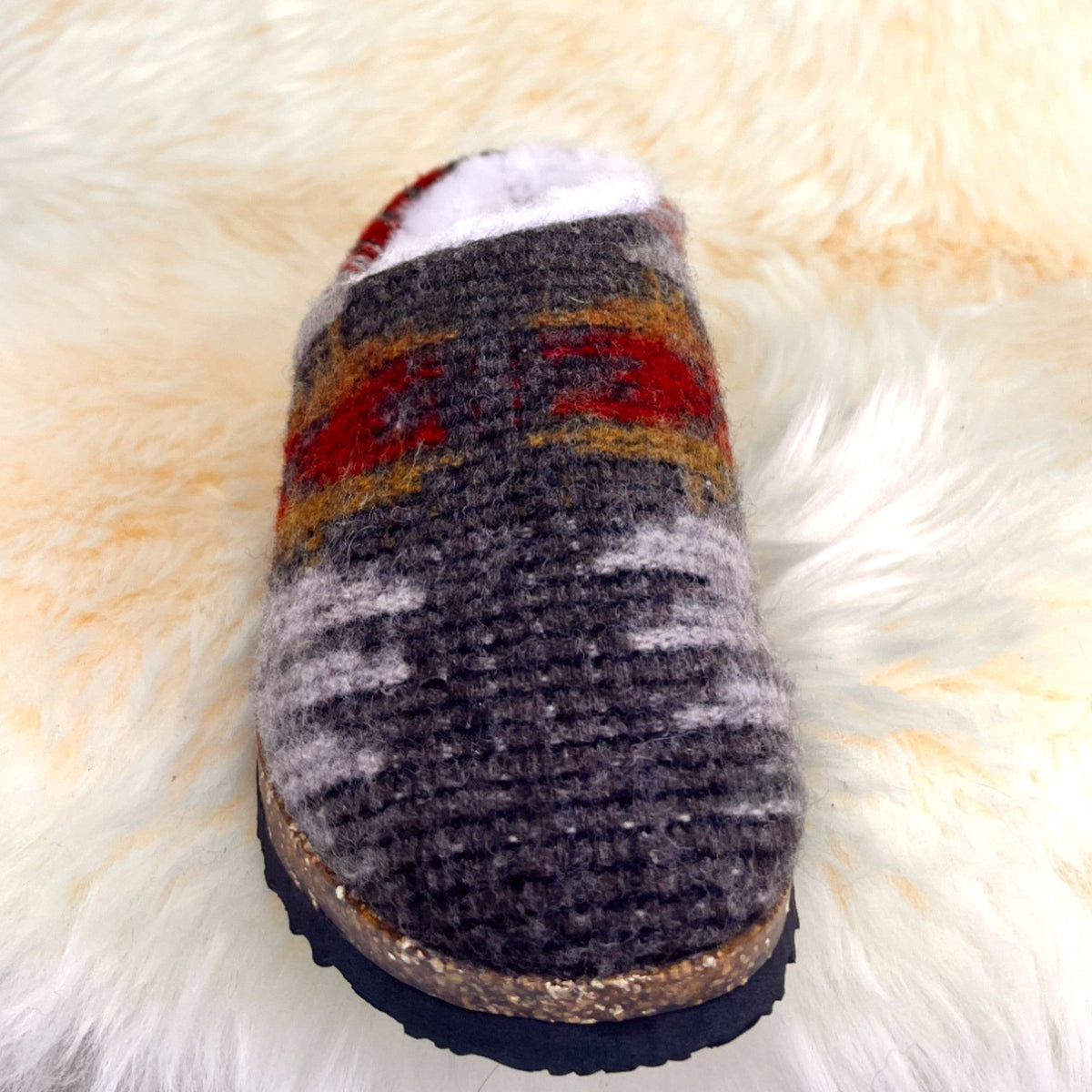 Women's Morgan sheepskin clog — genuine sheepskin lining, clog silhouette