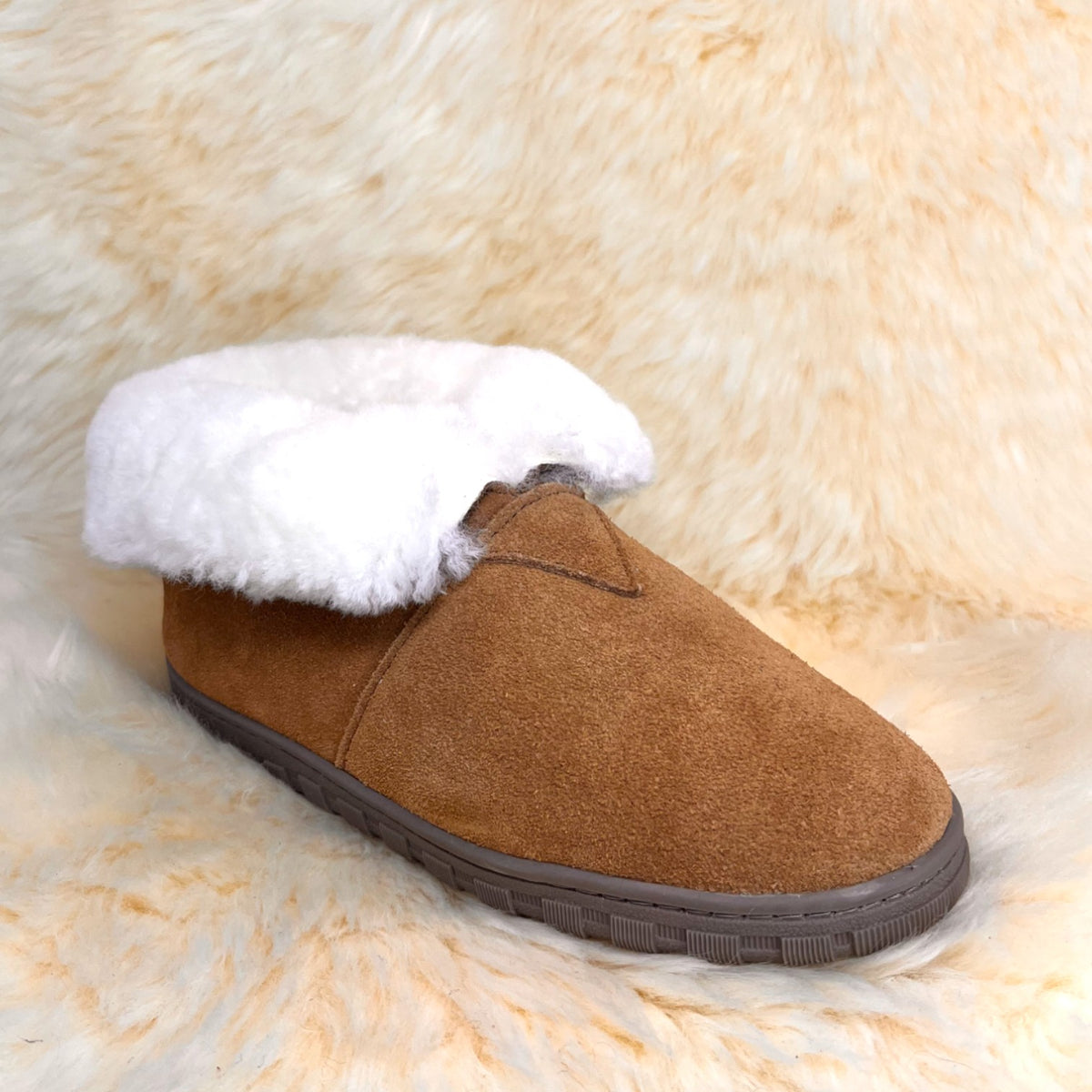Women's sheepskin bootie — genuine sheepskin lining, ankle height