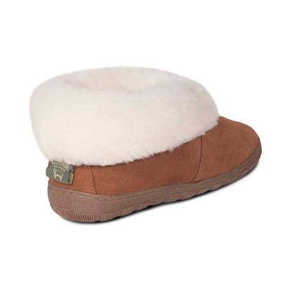 Kids' chestnut sheepskin bootie slipper, rear three-quarter view