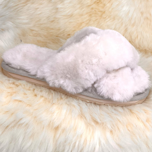 Women's Emma sheepskin slipper — genuine sheepskin lining, slip-on style